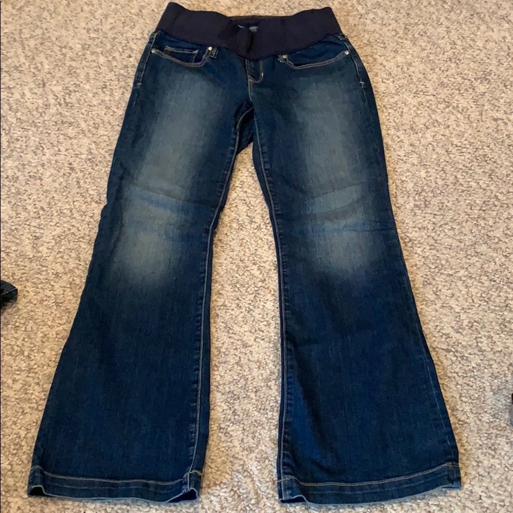 GAP Maternity Jeans size 2 Short